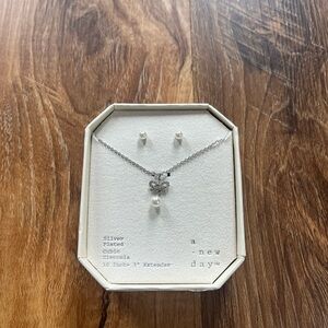 A New Day Silver Bow and Pearl Necklace and Earring Set